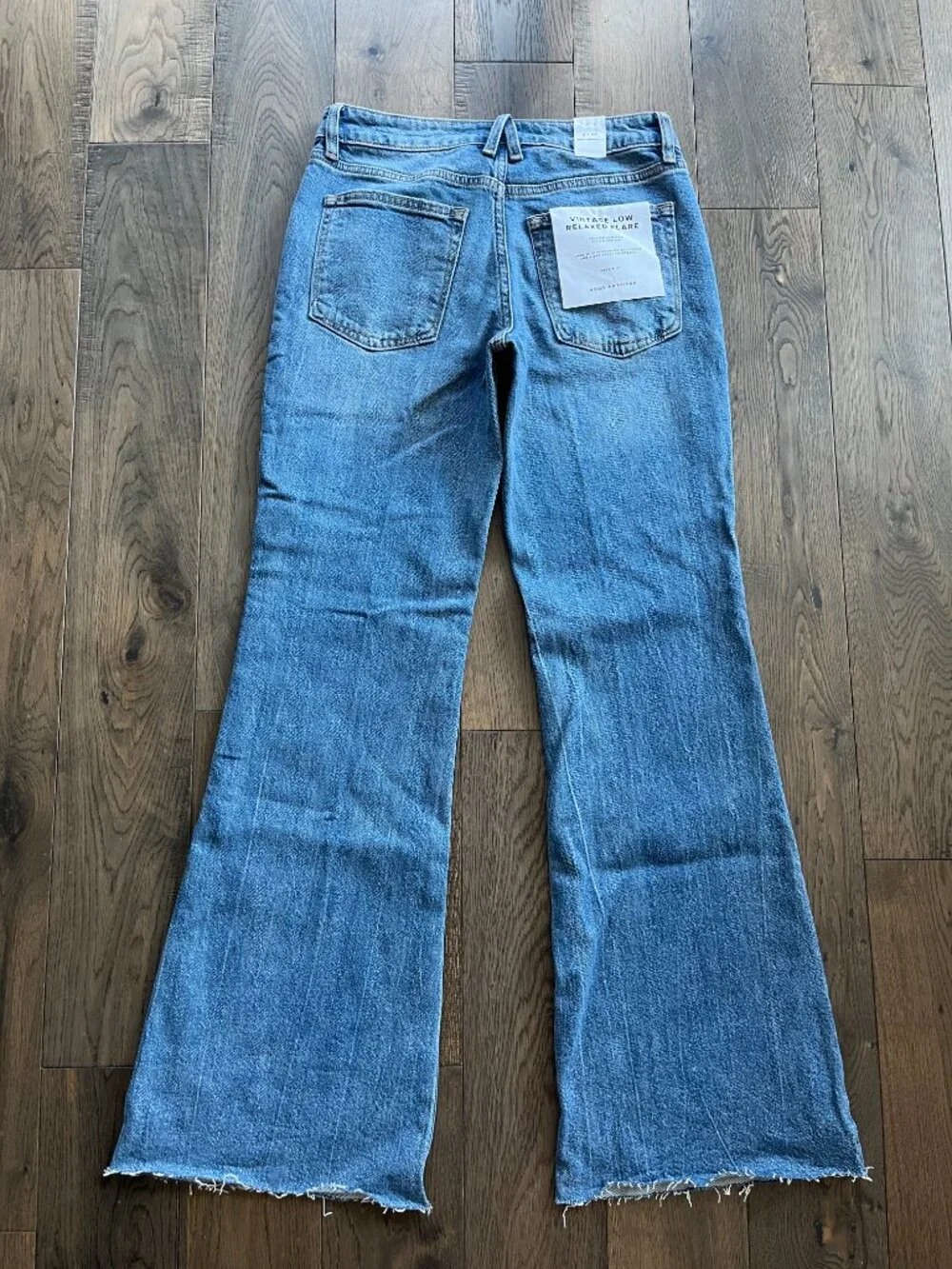 Good American NWT Vintage Low Relaxed Flare Jeans Size 2/26 Indigo Denim Stretch